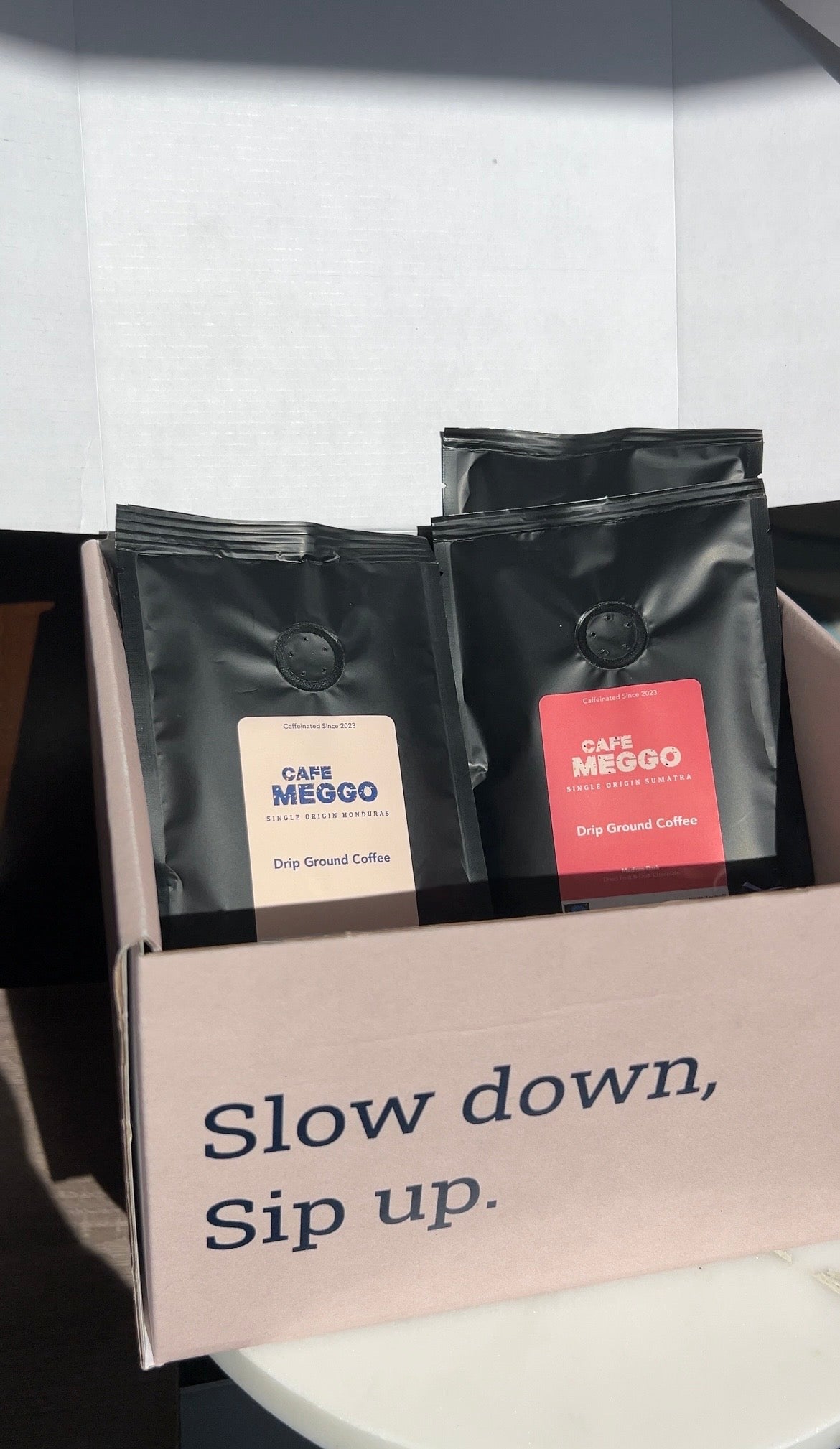 Specialty grade coffee bean subscription - free shipping. Cafe Meggo